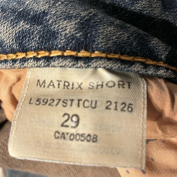 Silver Jeans Matrix short shorts - Picture 3 of 4
